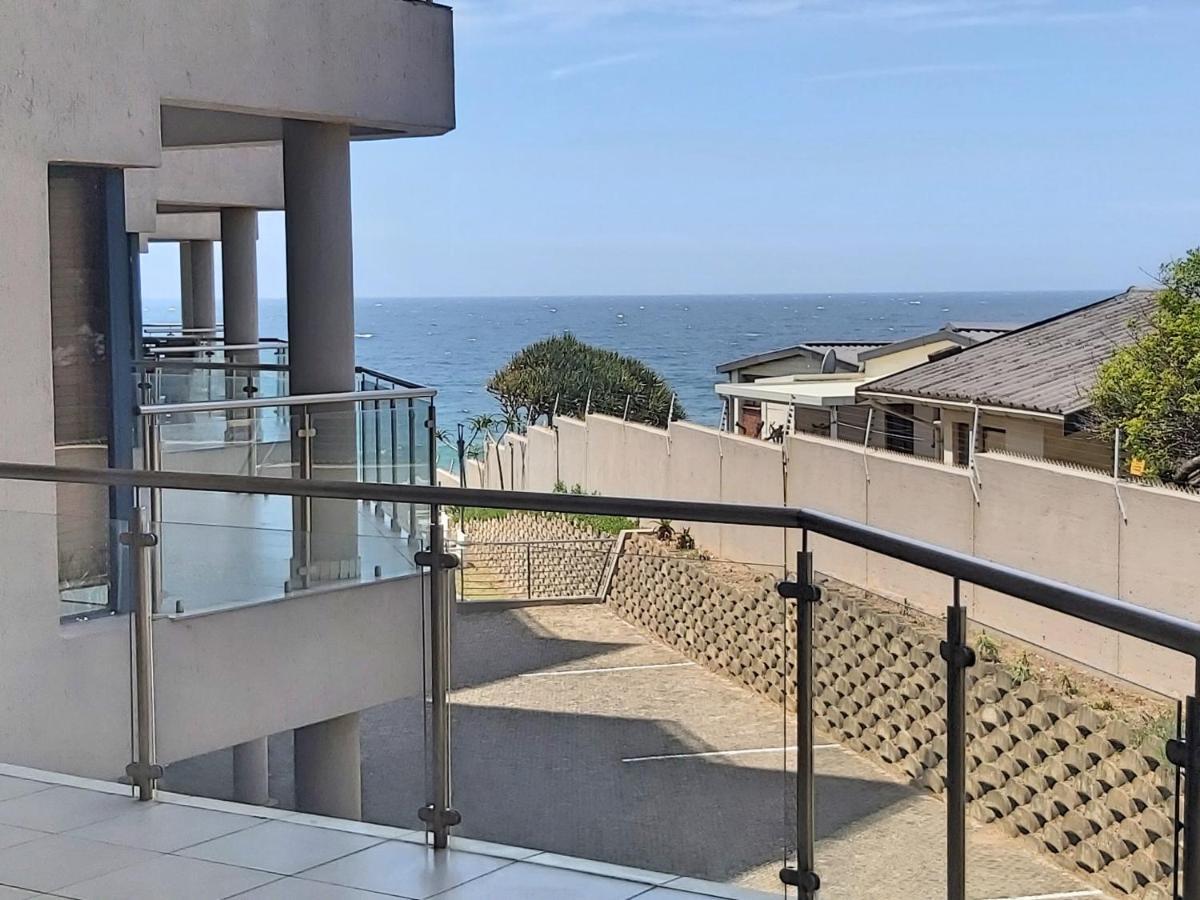 Whale Rock, Modern Beachfront Apartment Margate Exteriér fotografie